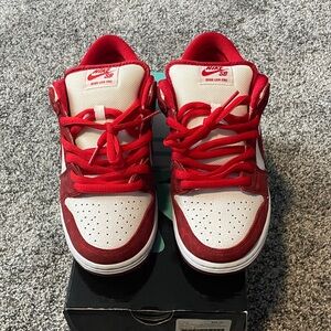 Nike SB Dunk Low Red and White Sneakers Men Size 9